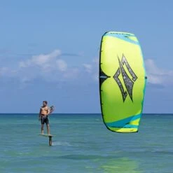 S27 Naish Boxer Single Strut Freeride/Foiling Kite - 50% Off Discounts Apply ! -Surfing Sale naish s27 boxer single strut kite size bar 4