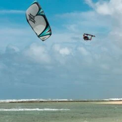 Naish S27 Pivot Freeride / Wave Kite - 50% Off Discounts Apply ! -Surfing Sale naish s27 pivot size bar 6