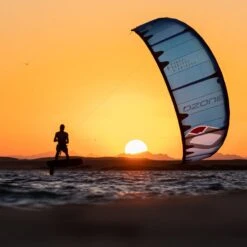 Ozone Edge V11 Freeride / Big Air / Race Kite - 20% Off Discounts Apply ! -Surfing Sale ozone edge v11 size bar 5