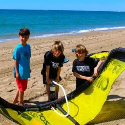 Ozone Uno V2 Inflatable Trainer Kite Only Discounts Apply ! -Surfing Sale ozone uno v2 size 4