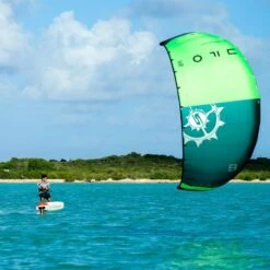Slingshot UFO V2 Limited Edition Green Zero Strut Foil Kite - 30% Off Discounts Apply ! -Surfing Sale slingshot 2023 ufo v2 limited edition green size 4